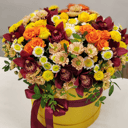 Hat box with flowers 'Bright assortment'