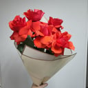 Ramo de rosas caladas