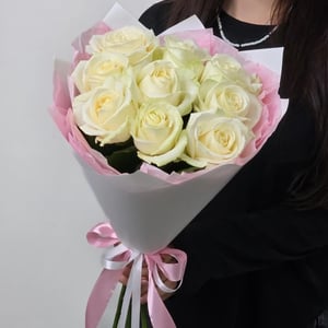 Blumenstrauß 'Weißer Rosenstrauß'