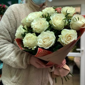 Bouquet of white roses 11 pcs