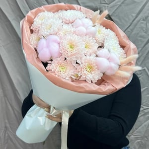 Peach Chrysanthemum Bouquet
