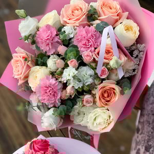 Blumenstrauß 'Blush & Bloom'