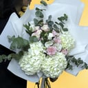 Bouquet 'Blooms of Elegance'