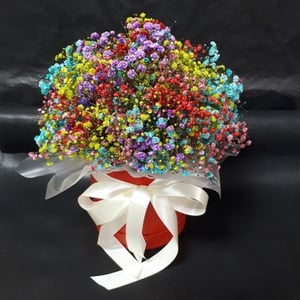 Hat box with flowers 'Bright Minutes'