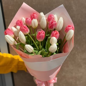 Blumenstrauß 'Sanfter 8. März'