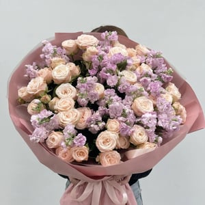 Blumenstrauß 'Zephyrwolke'
