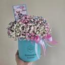 Gypsophila in a stylish box