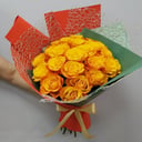 Ramo '25 Roses Credible Blooms'