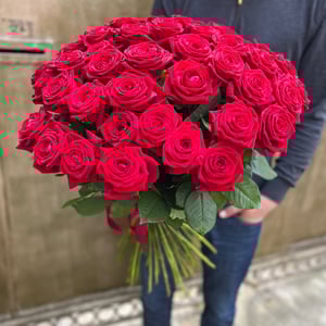 Blumenstrauß '51 rote Rose'