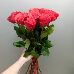 Ramo 'Rosas escarlatas'