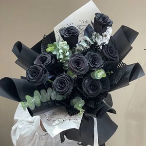 Gothic Black Rose Bouquet
