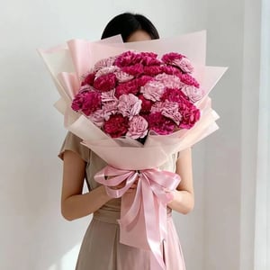 Blumenstrauß 'Romantic Eclipse - Romantisches Rosa-Bouquet'