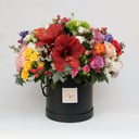 Hat box with flowers 'Composition with Amaryllis'