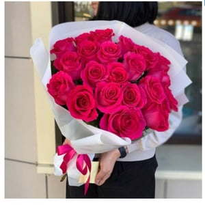 Bouquet of 23 fragrant Dutch roses