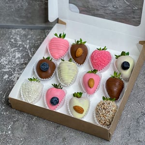 Fresas en chocolate 12 piezas