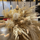 Trockenblumenstrauß: Schüchterne Geste