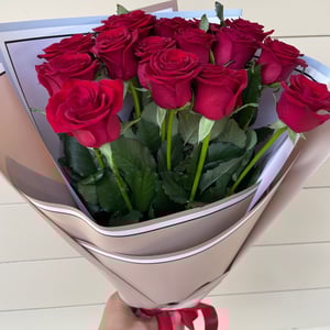 Bouquet '15 red roses Kenya'