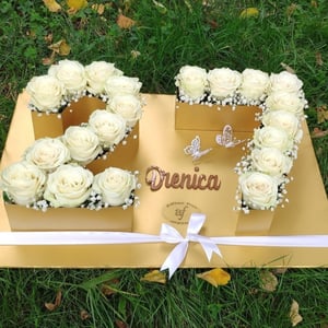 Arrangement 'Digit of roses big'