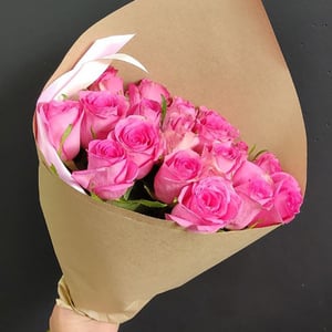 Blumenstrauß '19 rosa kenianische Rosen'