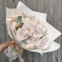 Bouquet of 19 ranunculuses