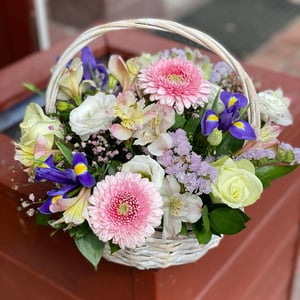 Flower basket 'Farah'