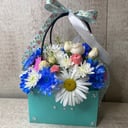 Cesta de flores 'Composición marina'