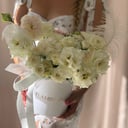 Hat box with flowers 'Magic'