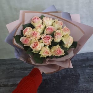 Bouquet of Kenyan roses