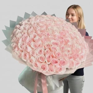 150 Pink Mondial Rose Bouquet - Ecuador