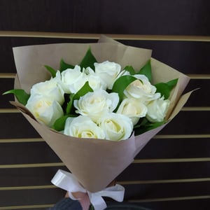 Bouquet of 11 white roses