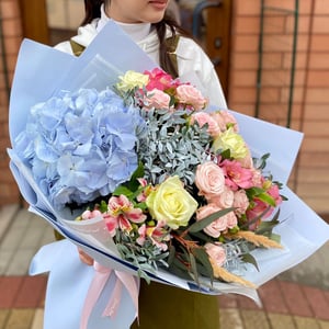 Bouquet 'Quivering words'