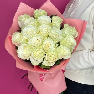 Bouquet '17 white roses per pack'