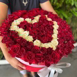 Blumen in einer Box 101 mit Herz