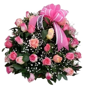 Flower box 'Round arrangement of 50 roses'