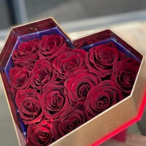 Arrangement 'Love in a box'