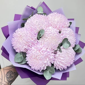 Blumenstrauß 'Lavendel-Chrysanthemen, 7 Stiele mit Eukalyptus'