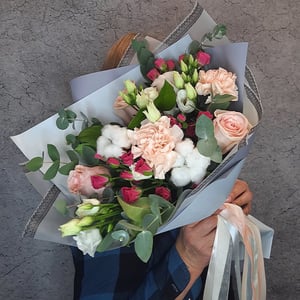 Designer bouquet with cotton and eucalyptus