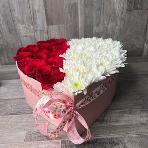 Heart with rose and chrysanthemum