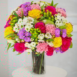 Bouquet 'Chef-d'œuvre: Oeillets, Chrysanthèmes,Alstroemerias'