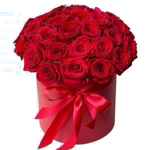 Hat box with flowers 'A box of red roses'