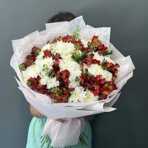 Blumenstrauß 'Strauß aus Chrysanthemen und Alstroemerien ❤️'