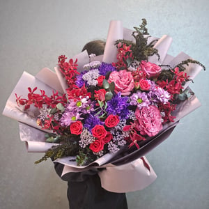Blumenstrauß 'Helles Chrysanthemen-Bouquet - Country Blues'