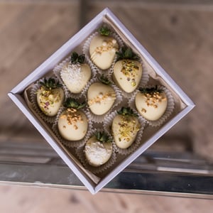 Snow White set for 9 berries