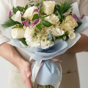 Bouquet 'Florist choice in white'