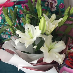 Bouquet of 5 lilies