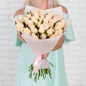 Bouquet of white roses 31 pcs