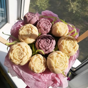 Chocolate peonies with filling