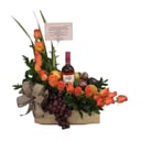 Blumenkorb 'Rosen, Wein und Früchte'