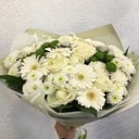 Bouquet of chrysanthemums with gerbera