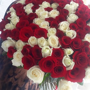 Large bouquet of roses